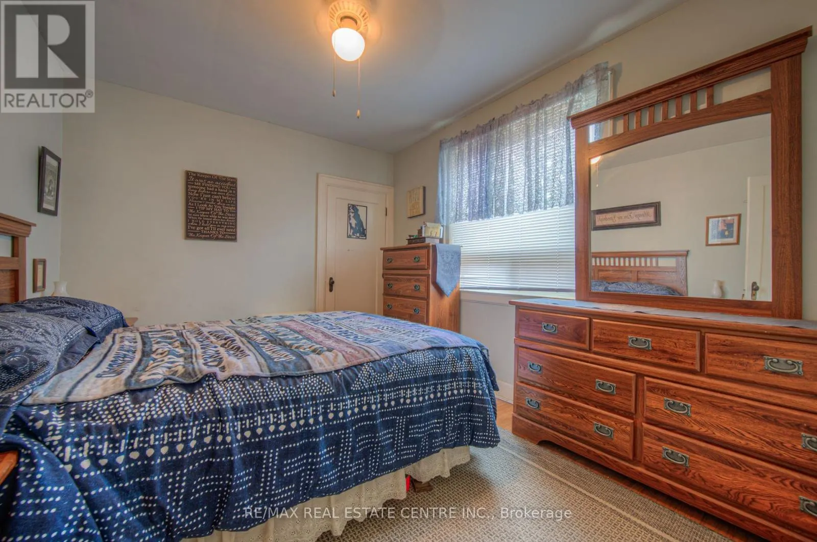 14 BARONS AVENUE S