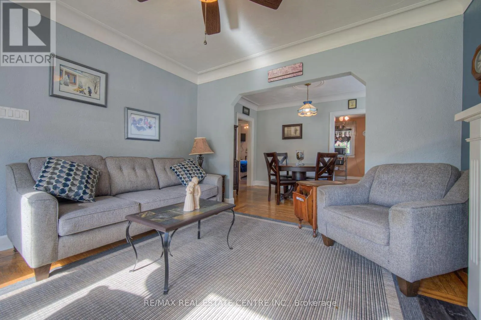 14 BARONS AVENUE S