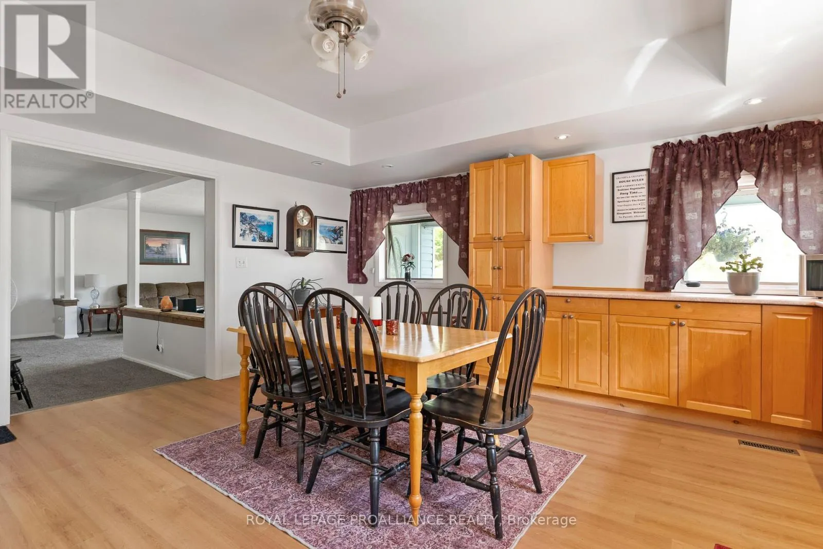 194 CROOKSTON ROAD