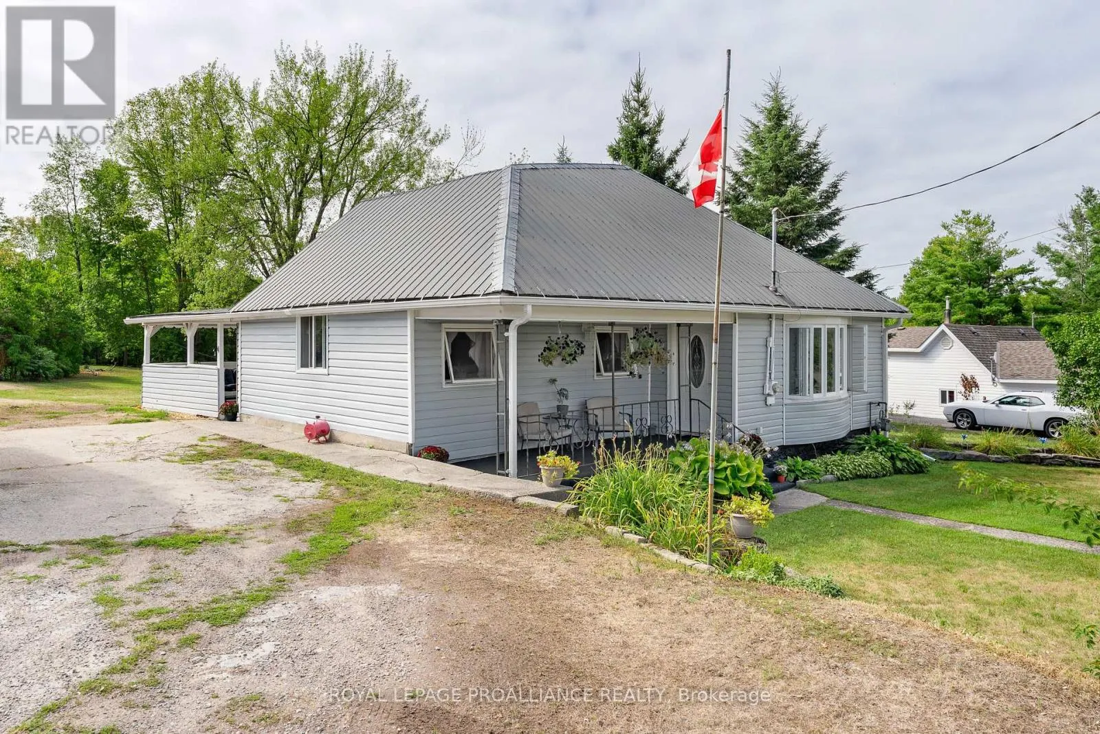 194 CROOKSTON ROAD