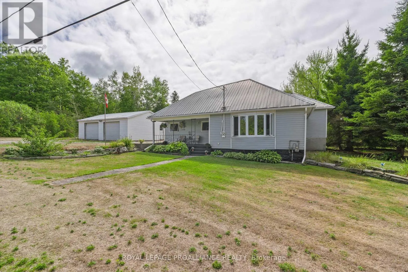 194 CROOKSTON ROAD