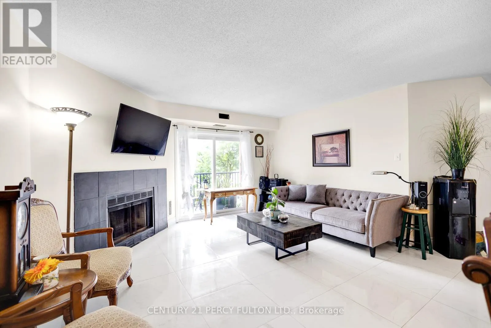 56 - 3085 KINGSWAY DRIVE