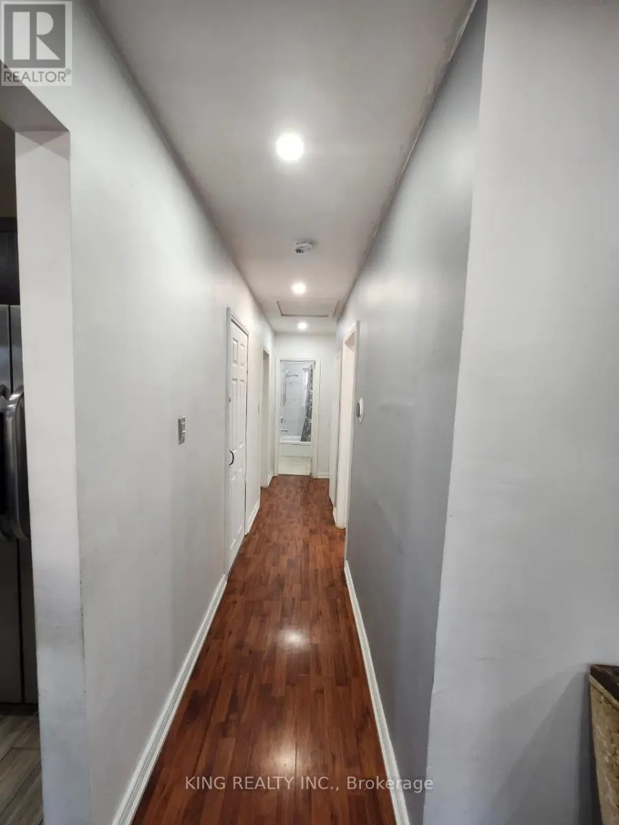 423 SPRUCE STREET