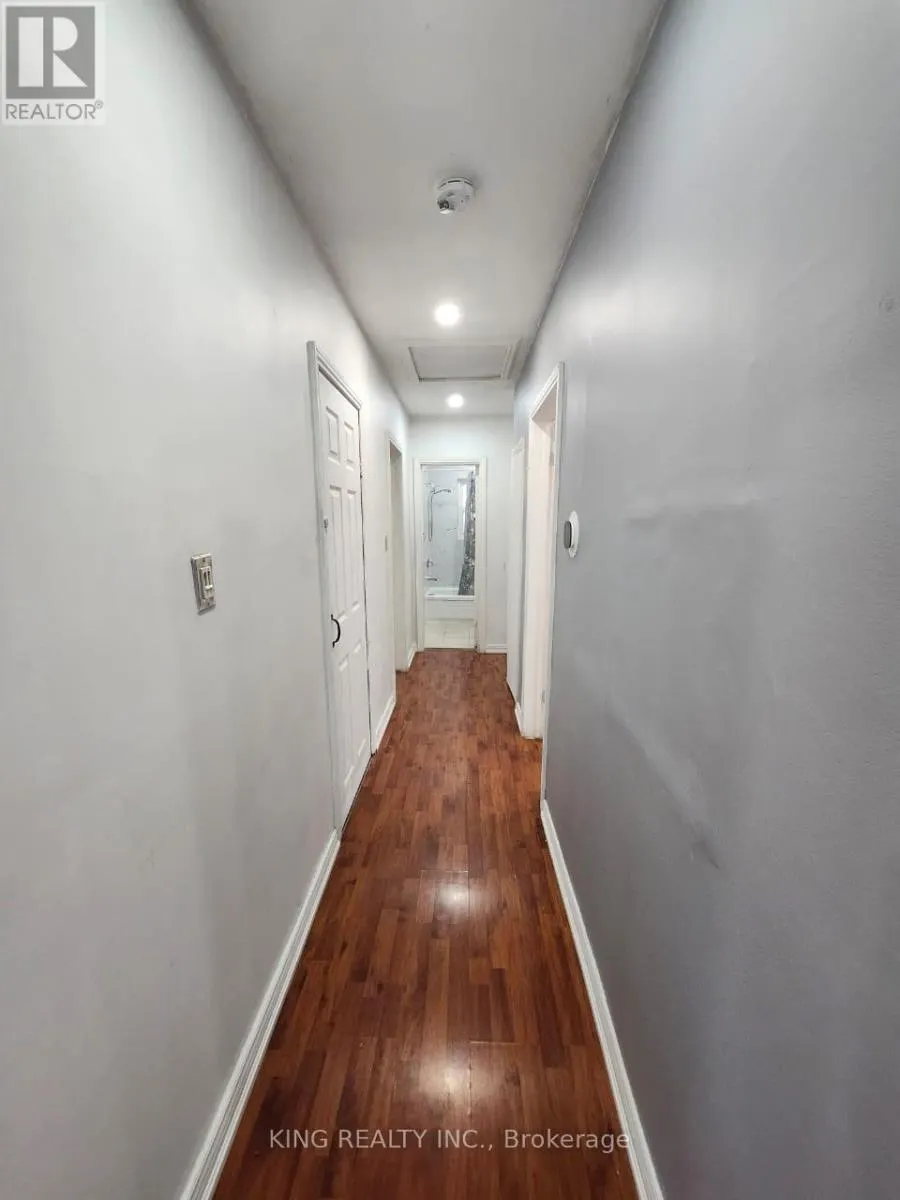 423 SPRUCE STREET