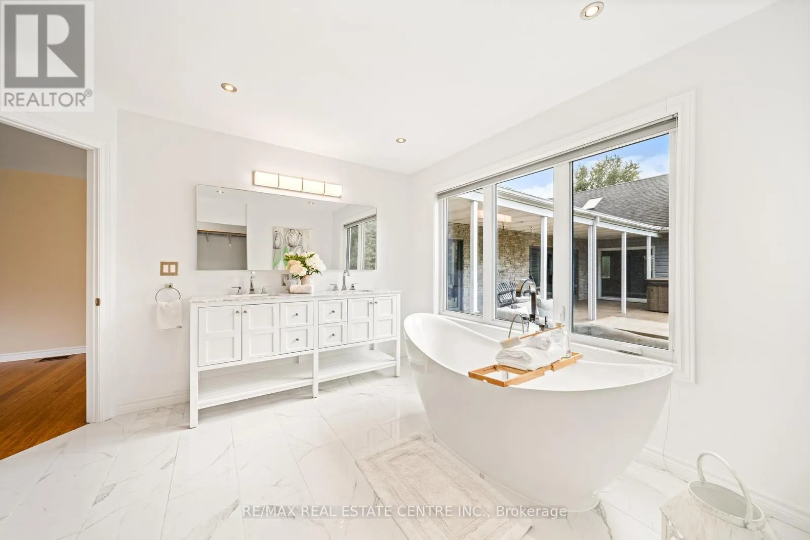 399 OLD BROCK ROAD