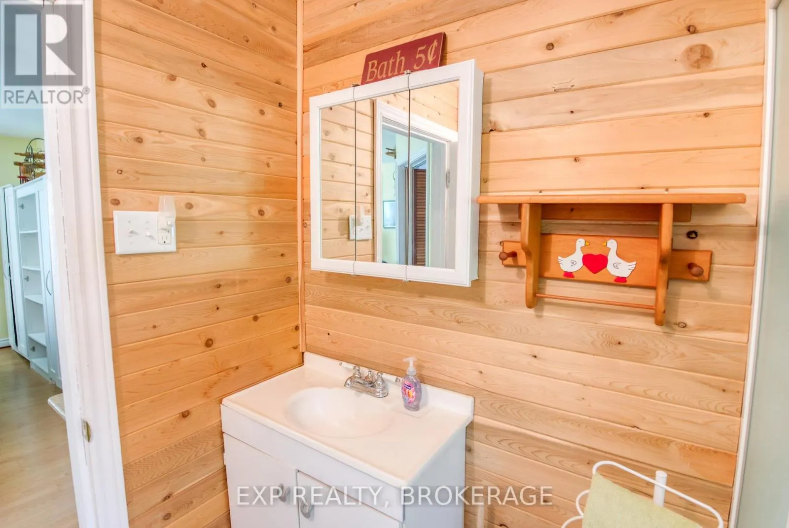 1036 LAKESHORE ROAD