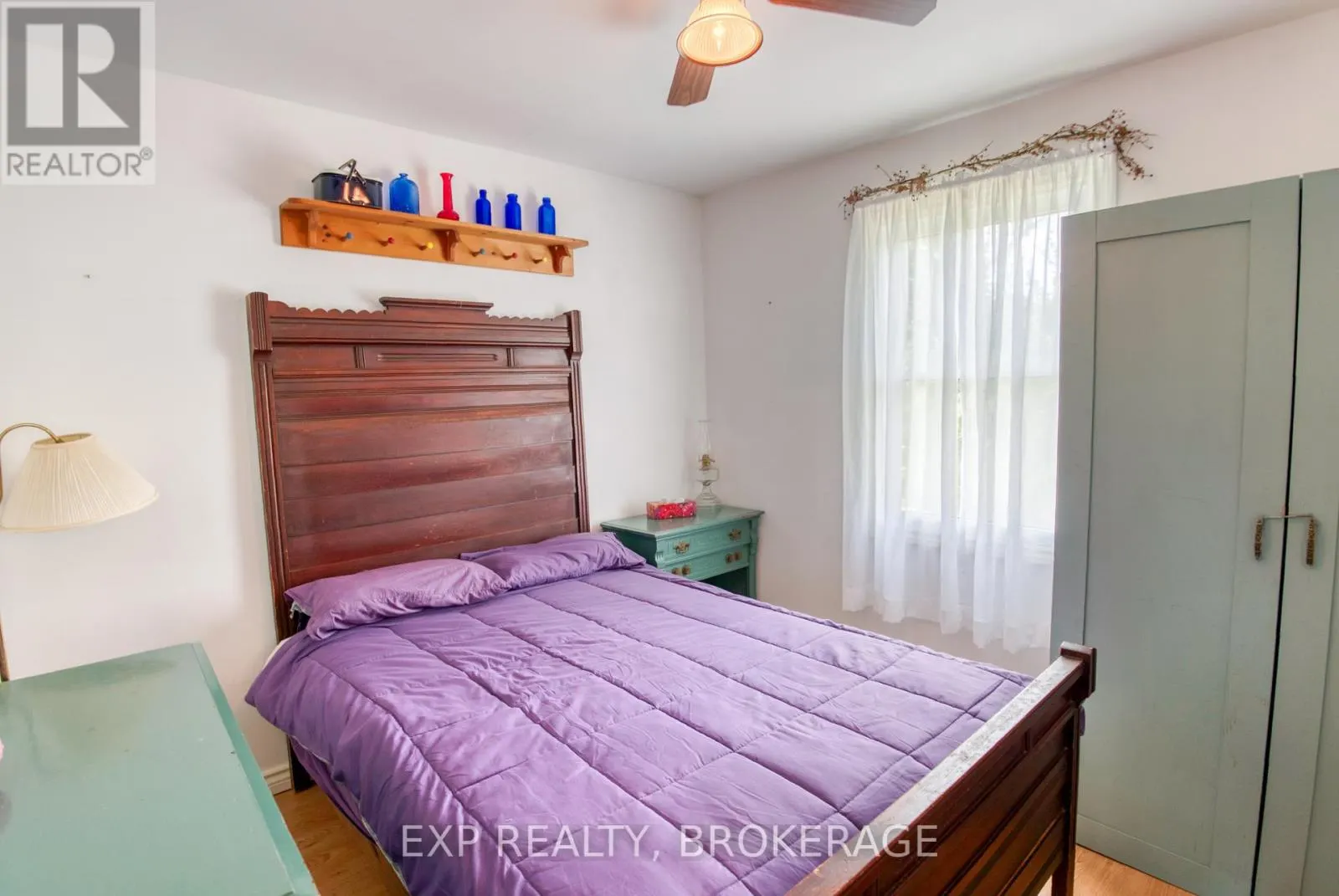 1036 LAKESHORE ROAD