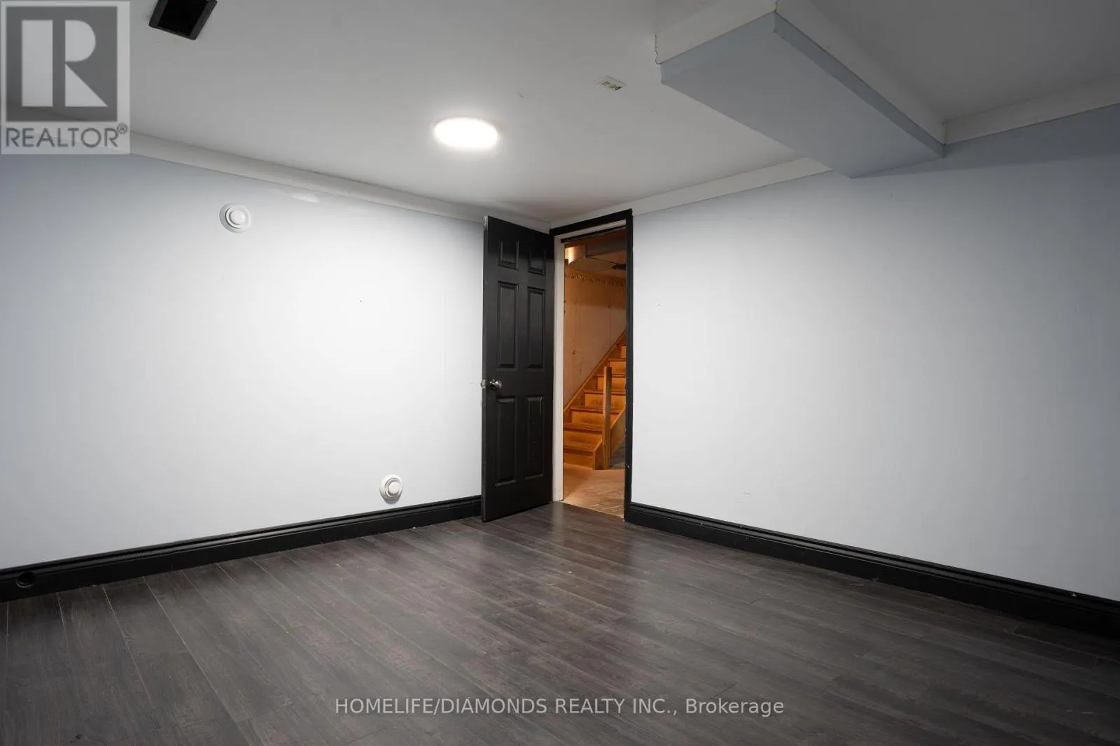 32 NELSON TRAIL