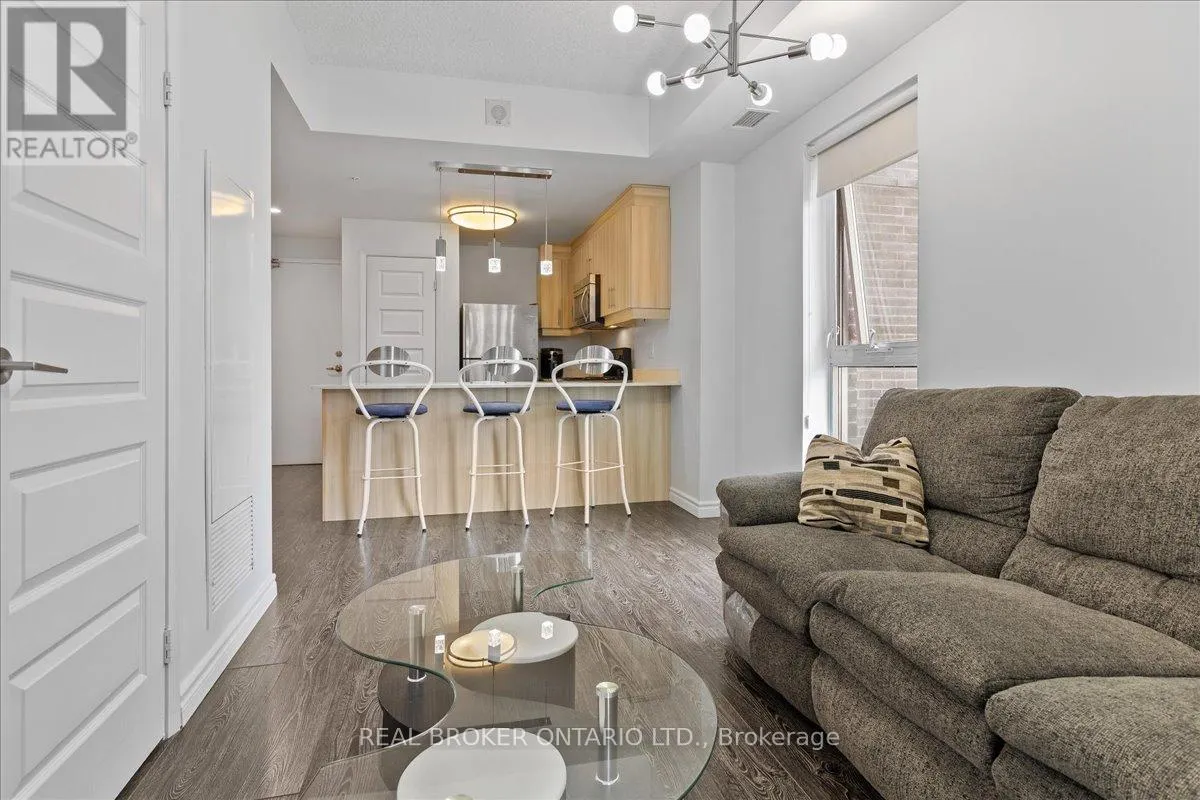 1105 - 158 KING STREET N