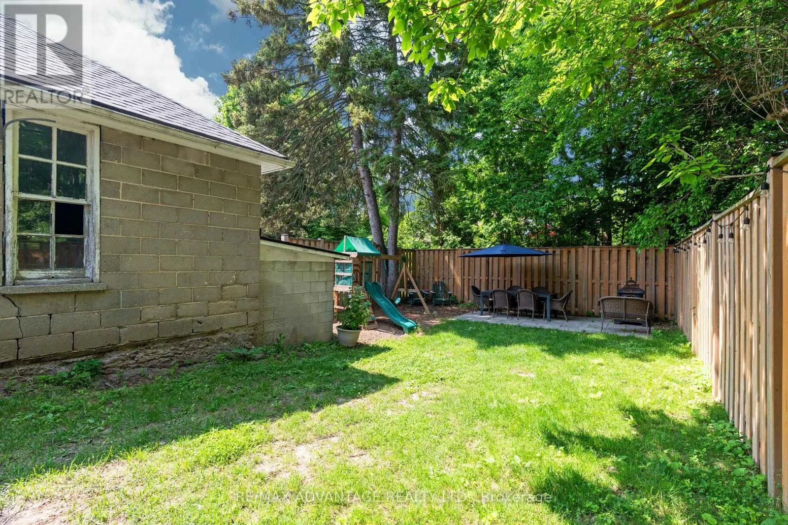 76 BEATTIE AVENUE
