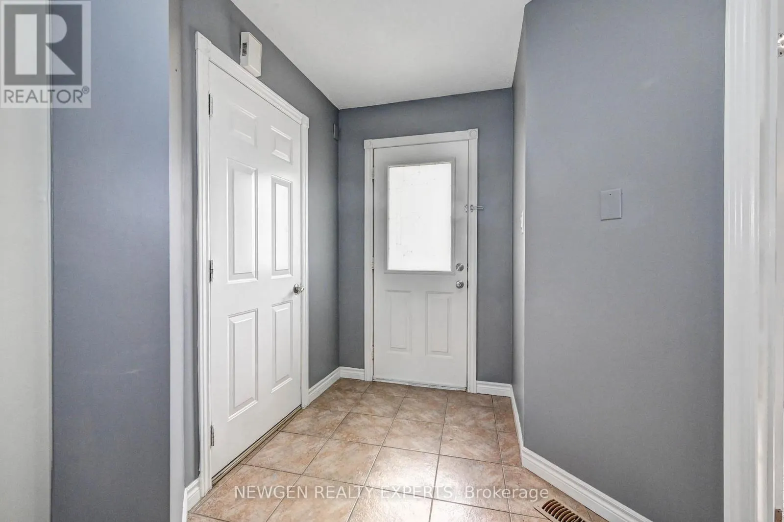 573 BURNETT AVENUE