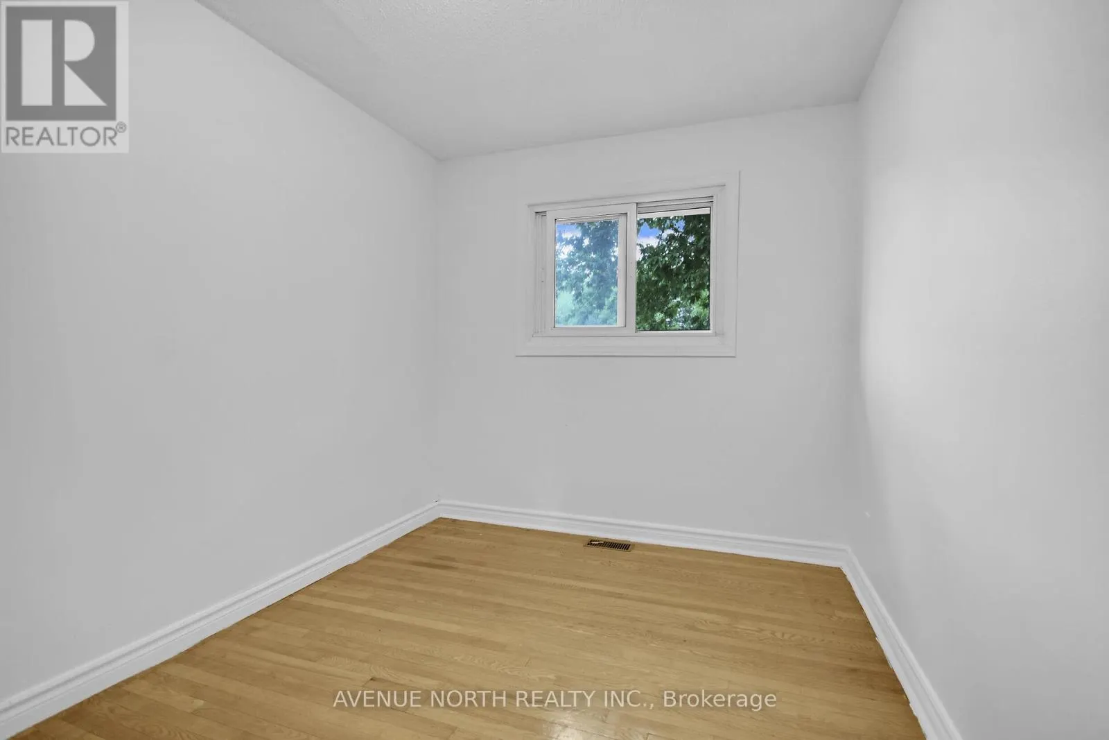 1254 HERON ROAD
