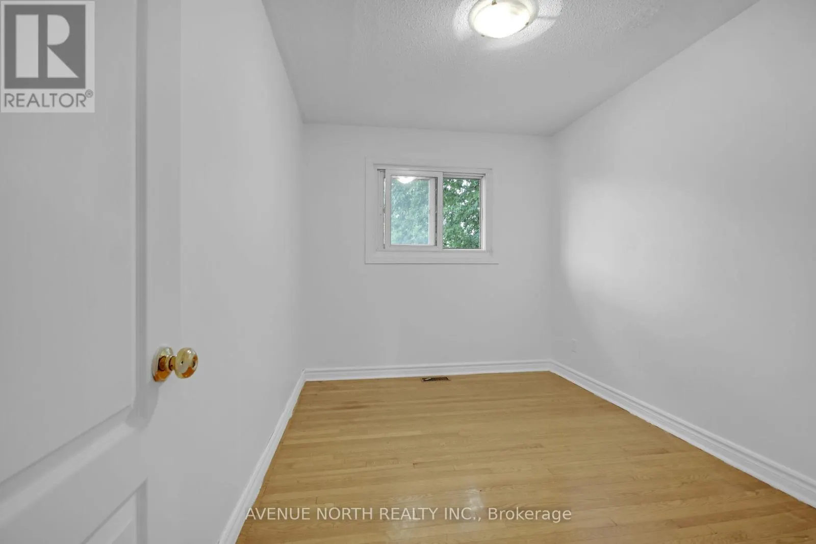 1254 HERON ROAD