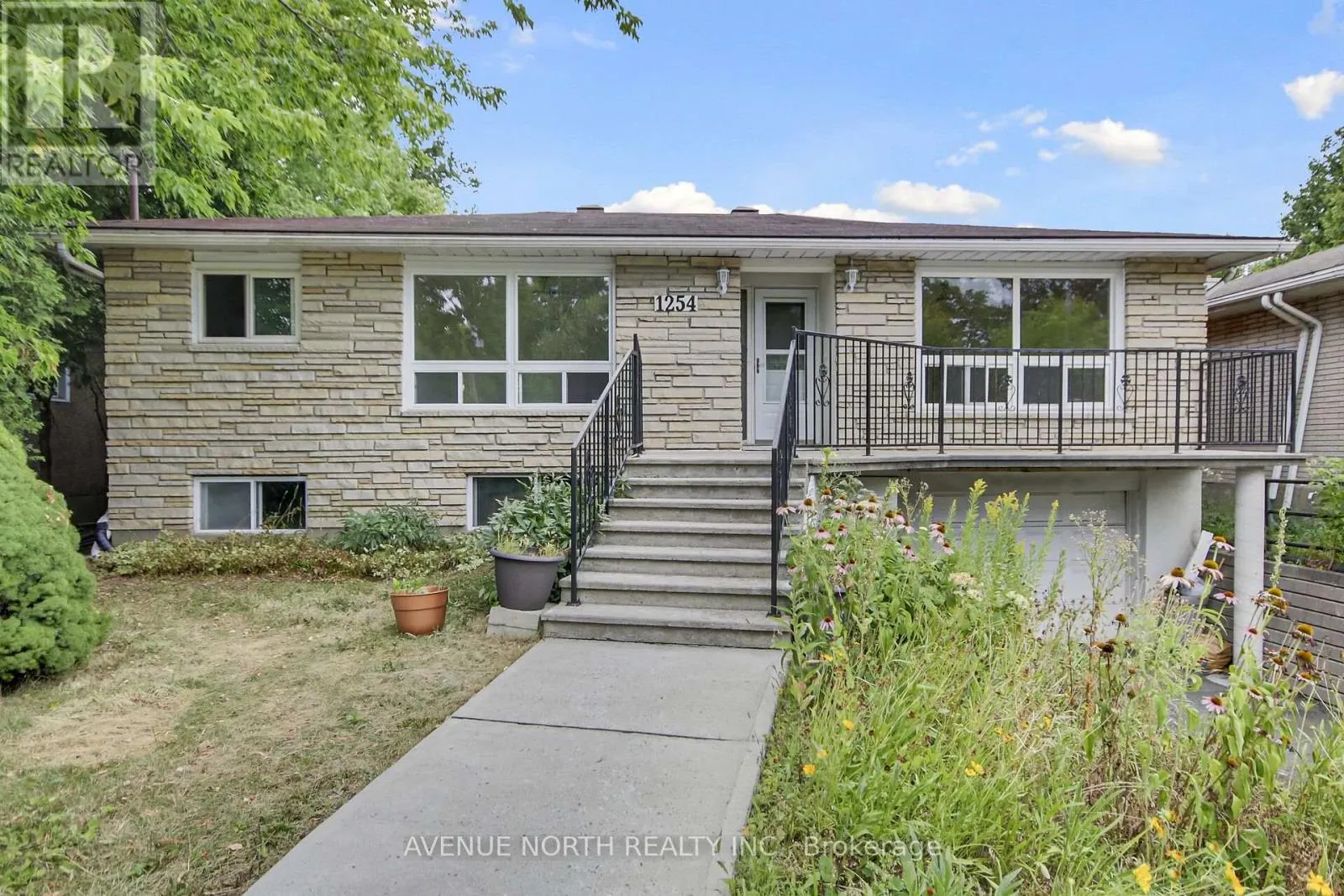1254 HERON ROAD