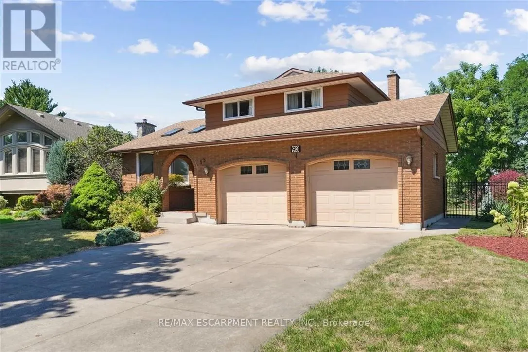 93 WESTGATE PARK DRIVE