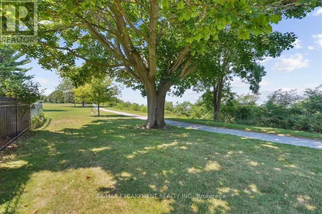 93 WESTGATE PARK DRIVE