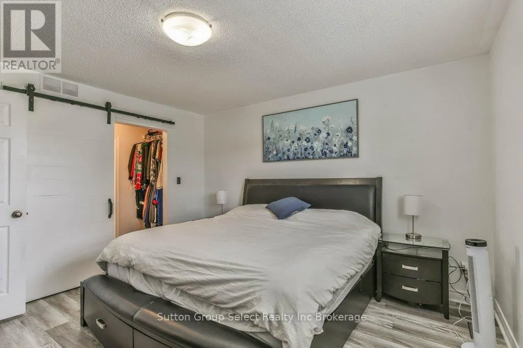 21 HERON AVENUE