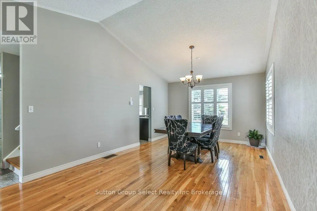 21 HERON AVENUE