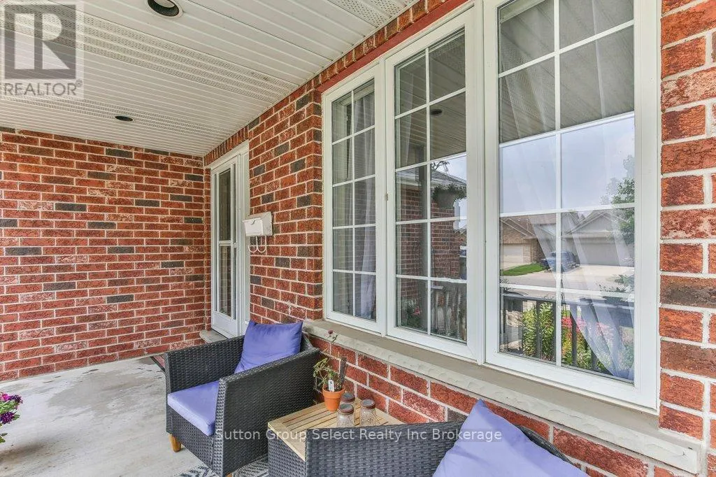 21 HERON AVENUE