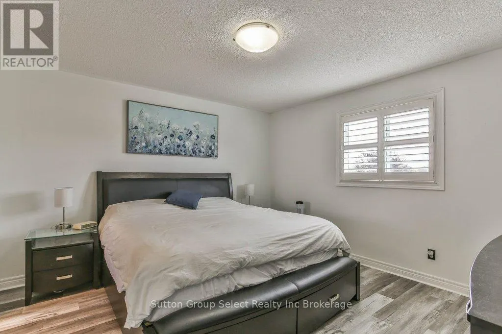 21 HERON AVENUE