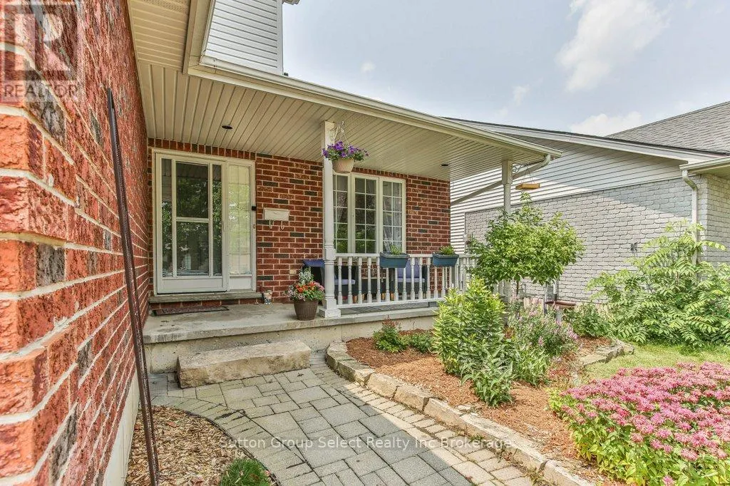 21 HERON AVENUE