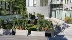 617 - 690 KING STREET W