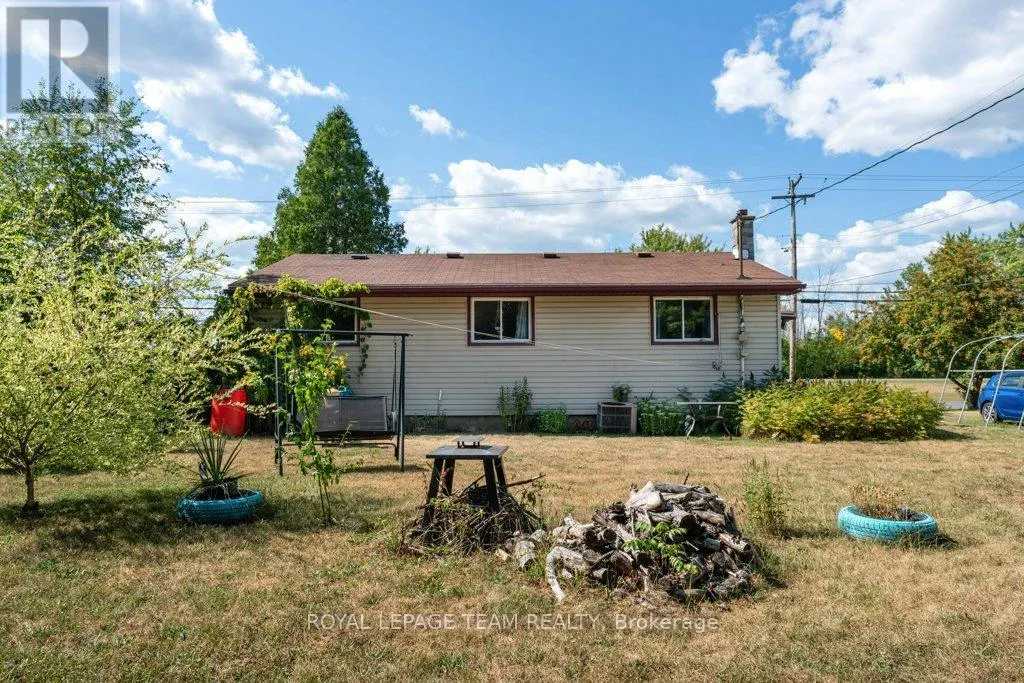 24 BEACH AVENUE