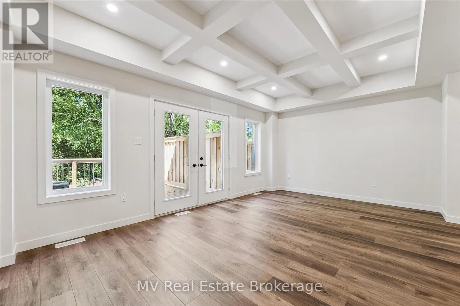 46 FIELDSTONE LANE PRIVATE