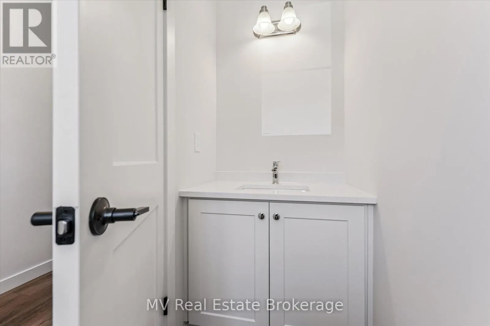 46 FIELDSTONE LANE PRIVATE
