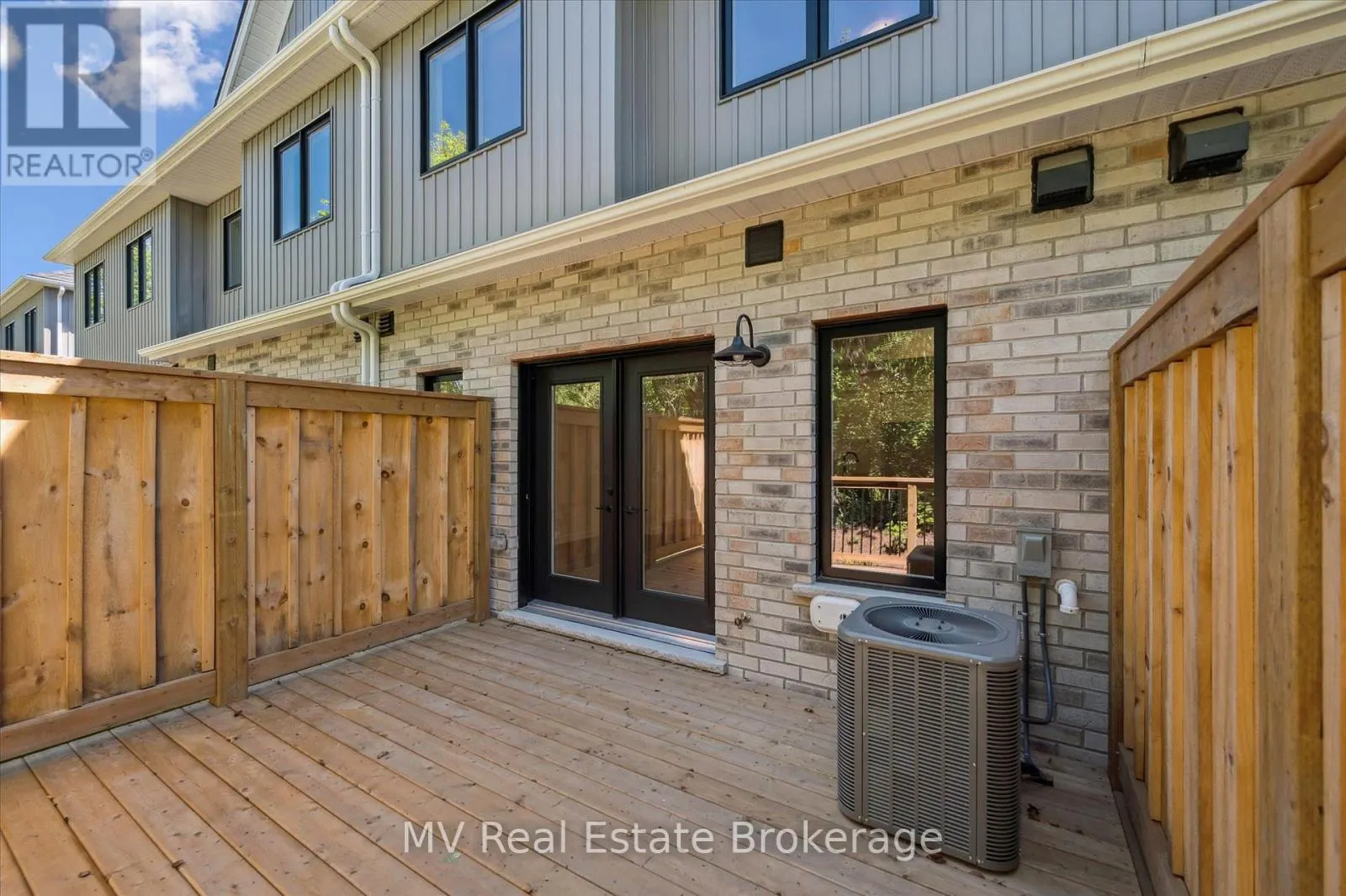 46 FIELDSTONE LANE PRIVATE