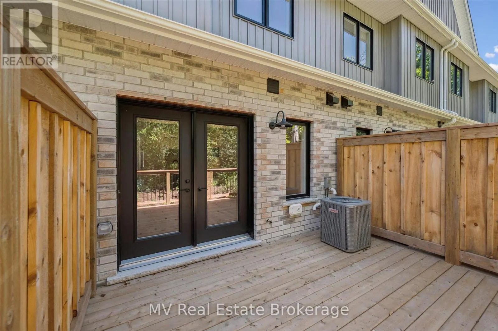 46 FIELDSTONE LANE PRIVATE