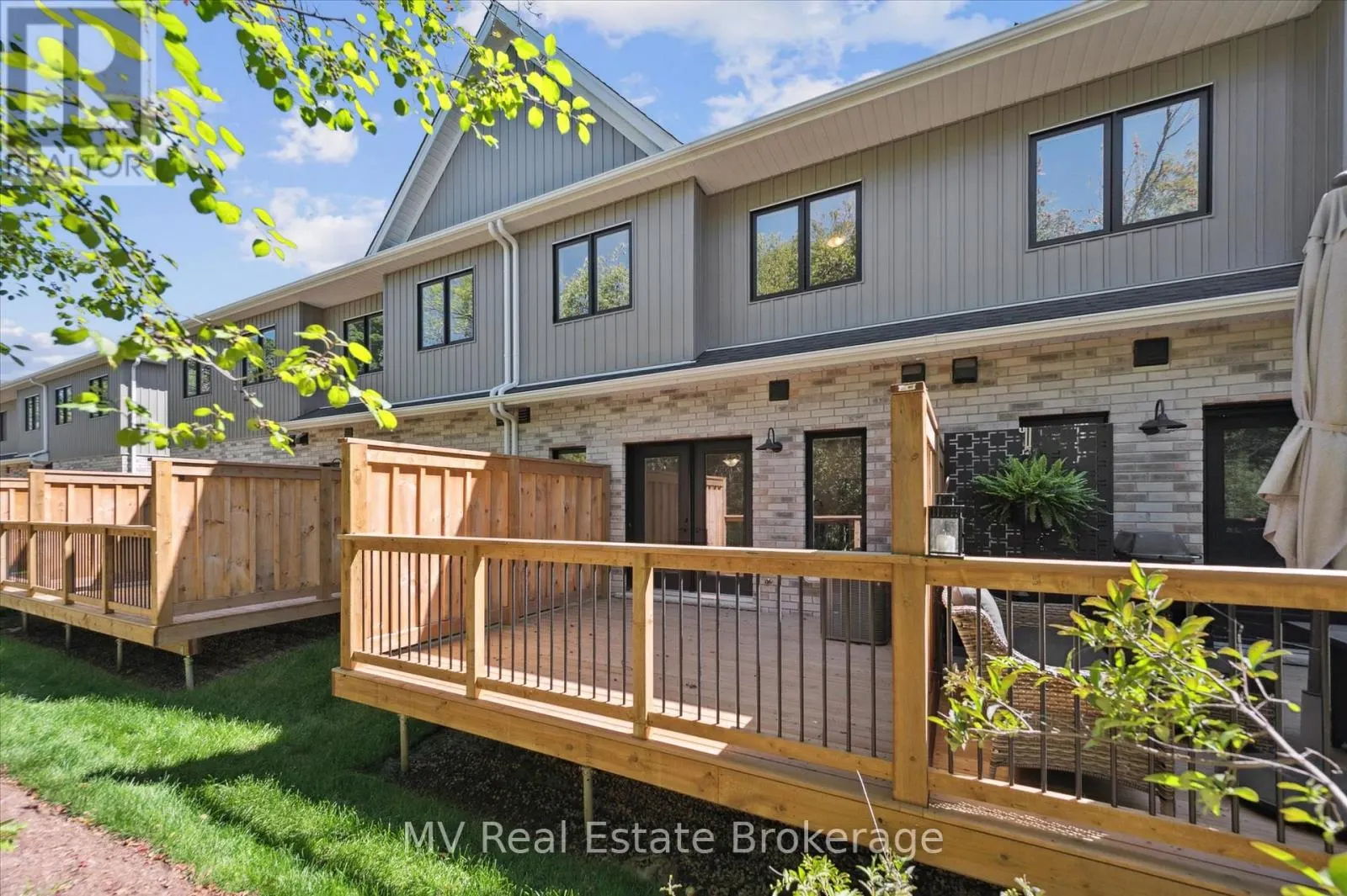 46 FIELDSTONE LANE PRIVATE