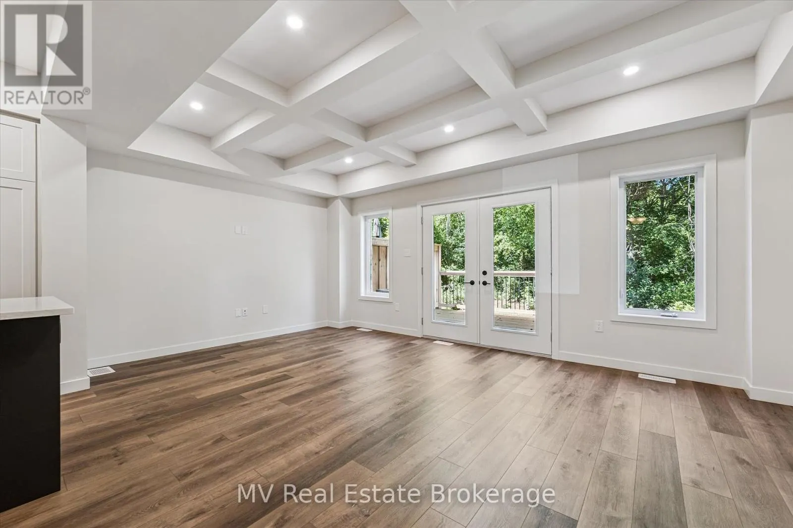 46 FIELDSTONE LANE PRIVATE