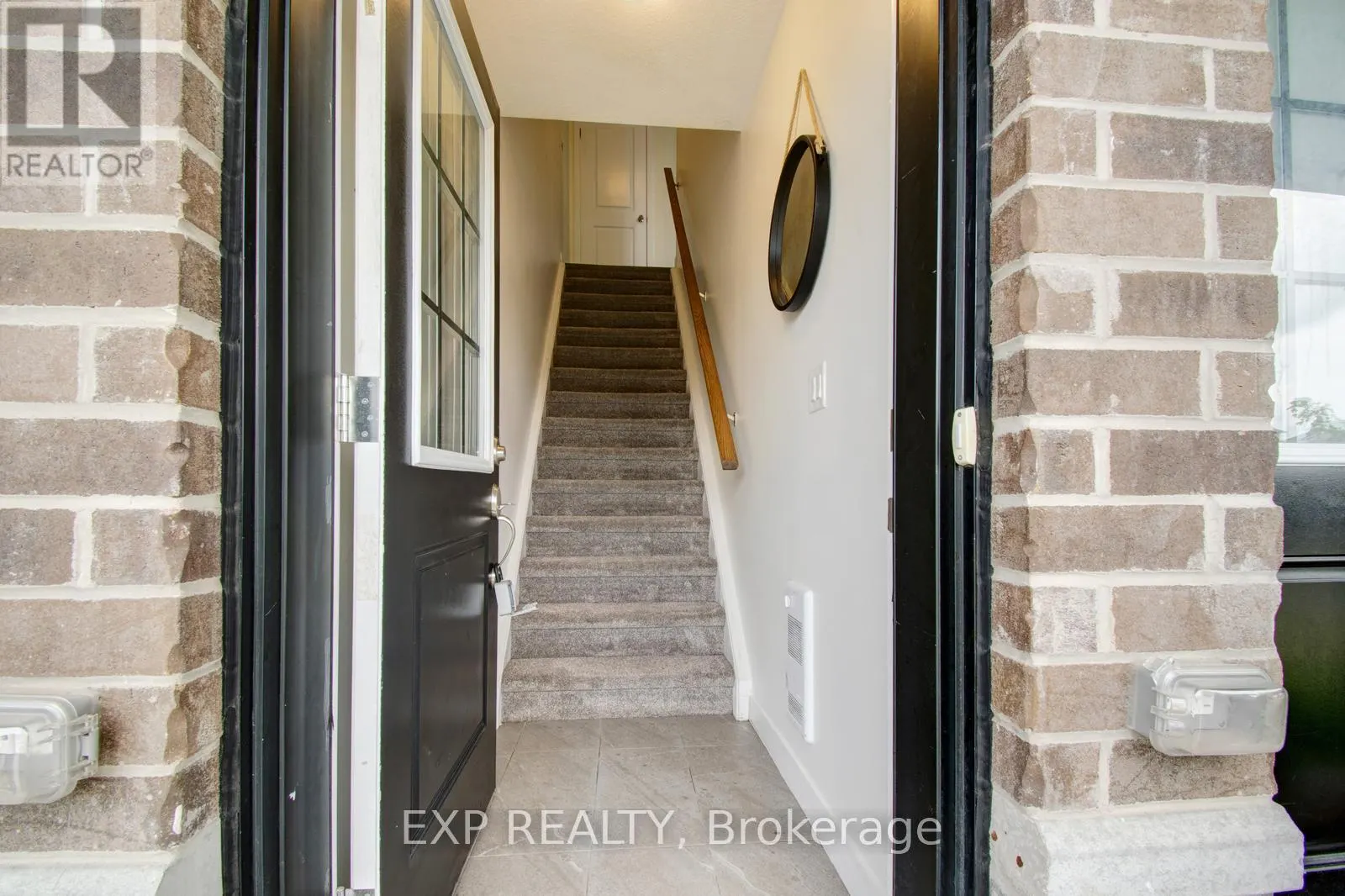 E - 150 ROCHEFORT STREET