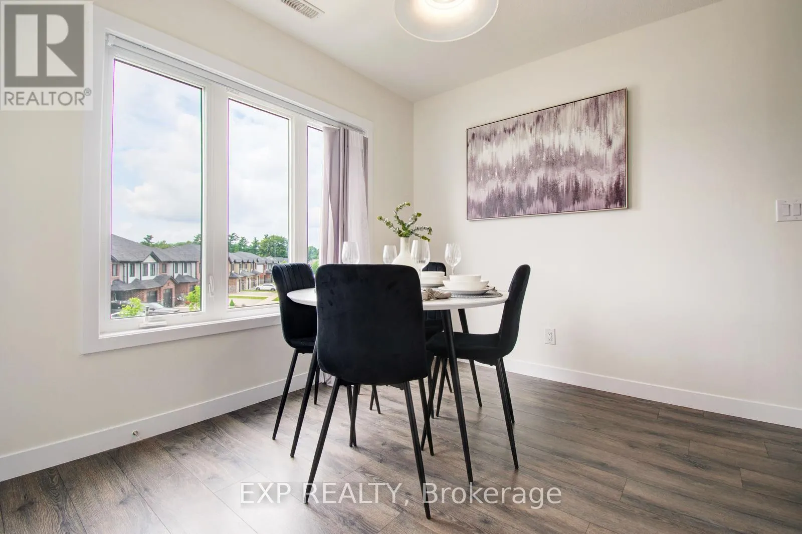 E - 150 ROCHEFORT STREET