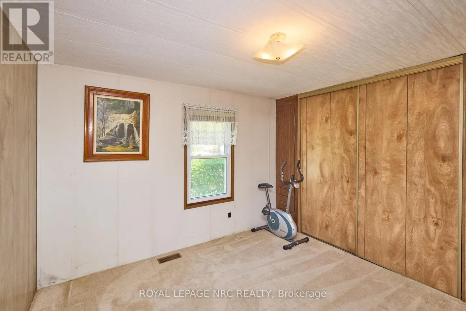 240 - 23 FOUR MILE CREEK ROAD, #240