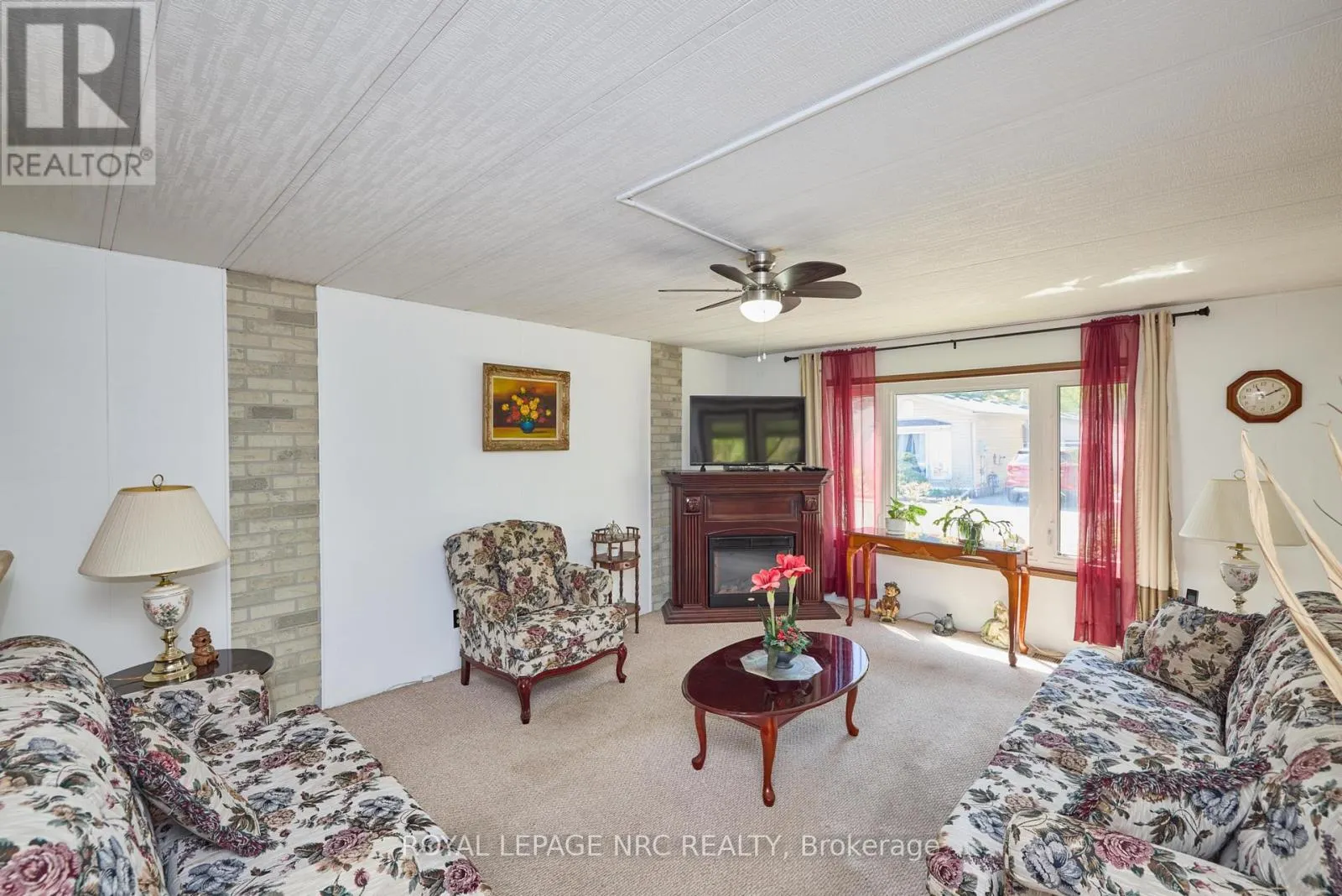 240 - 23 FOUR MILE CREEK ROAD, #240
