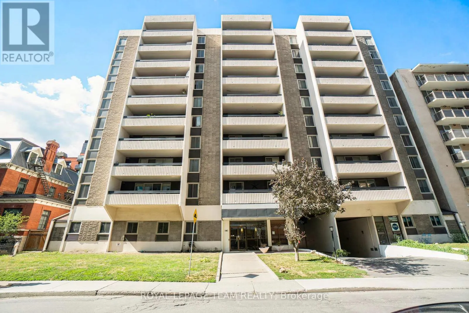 701 - 141 SOMERSET STREET W