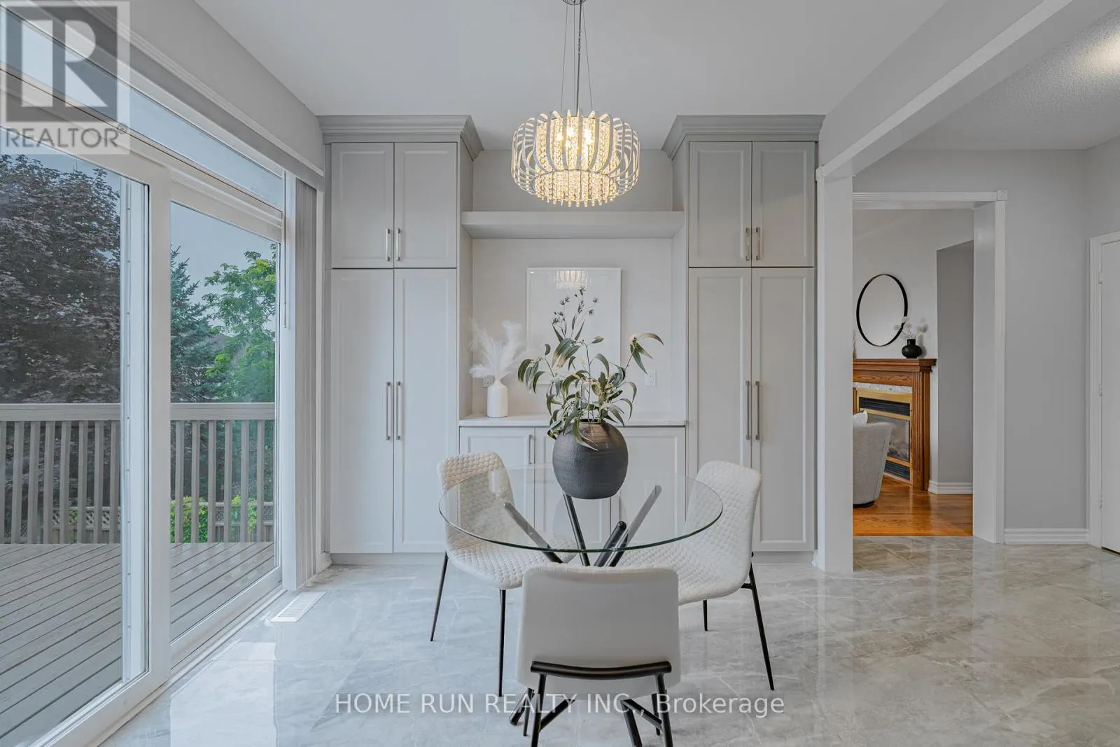 15 CHELTONIA WAY