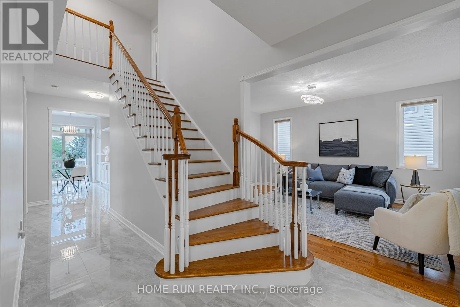15 CHELTONIA WAY