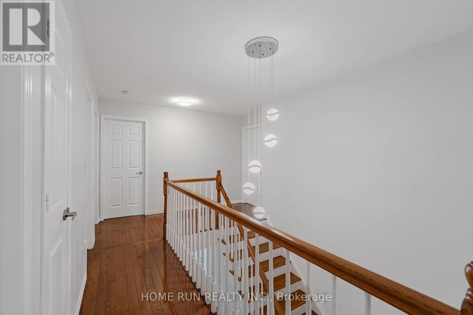 15 CHELTONIA WAY