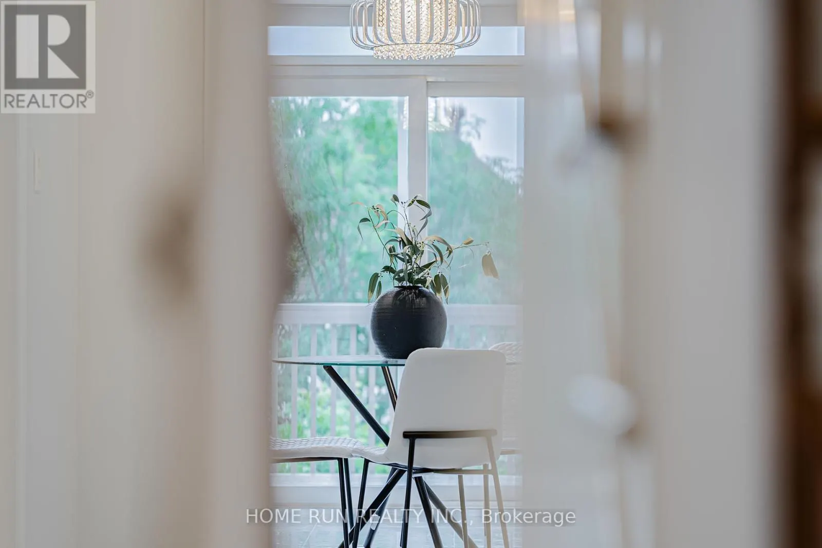 15 CHELTONIA WAY