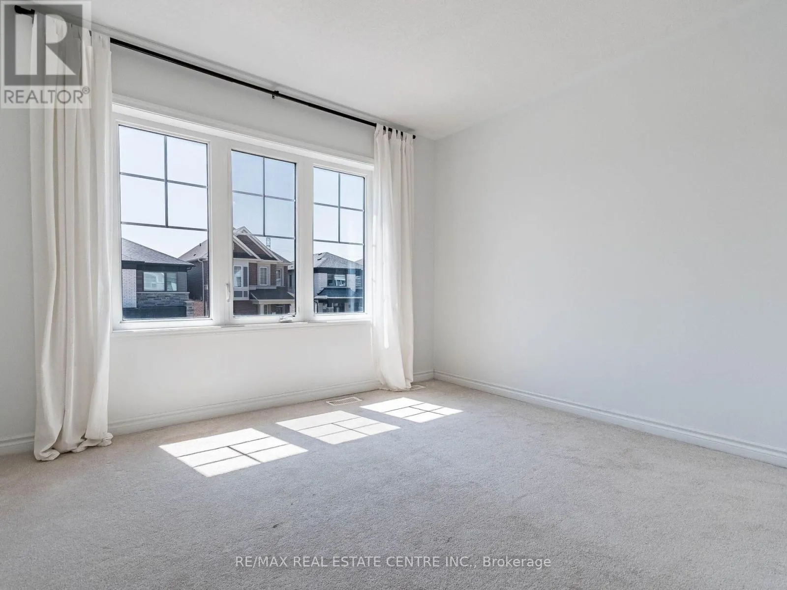 71 ROUTLEY STREET