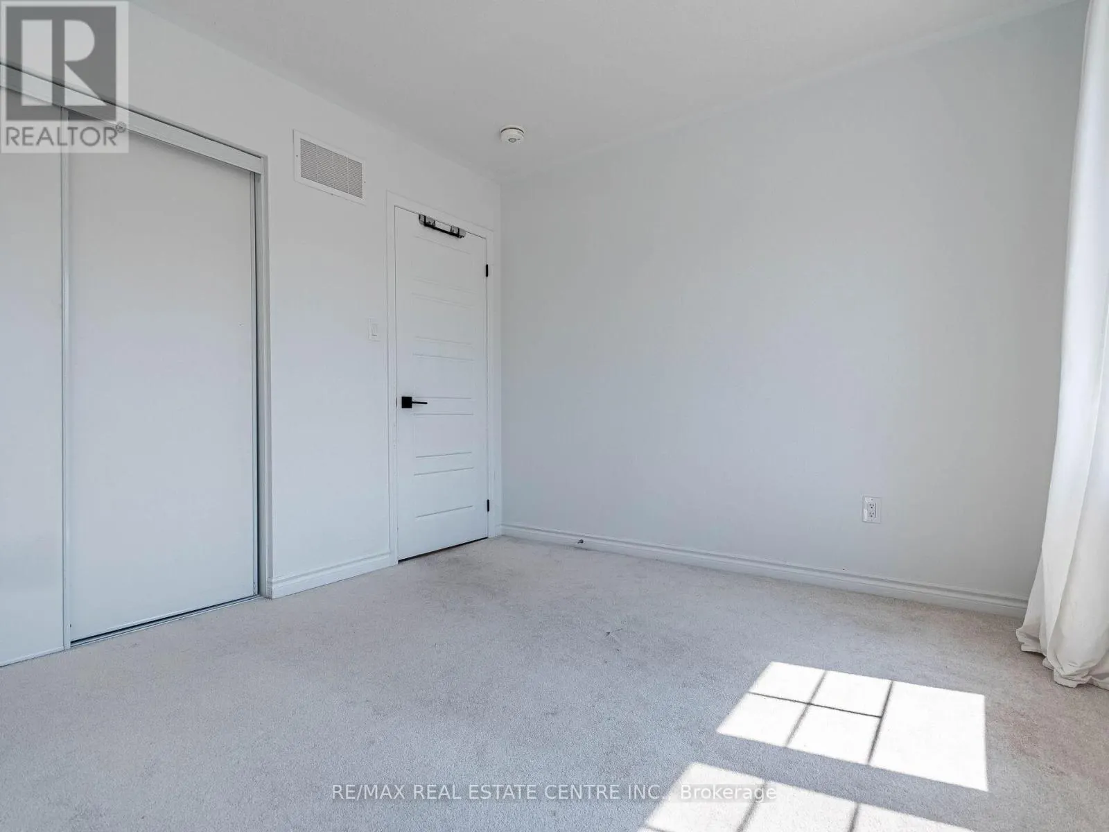 71 ROUTLEY STREET