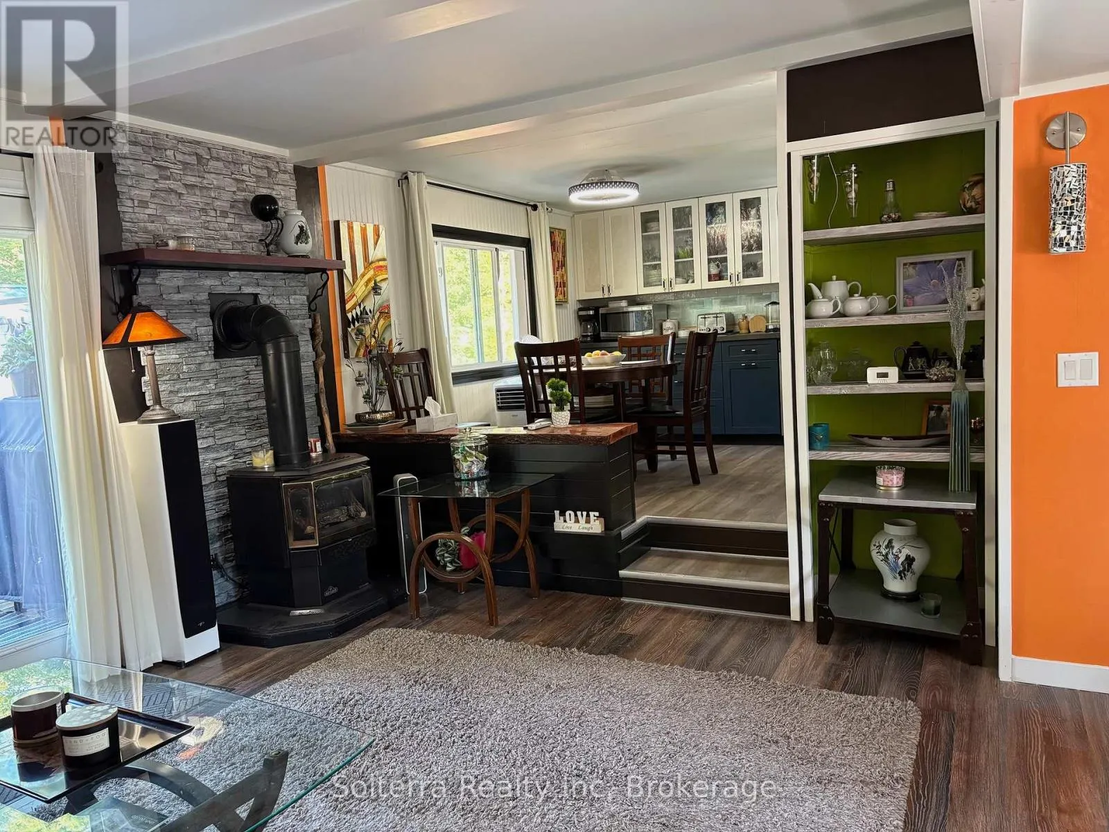 UNIT 402 - 1713 HIGHWAY 11, SOUTH S, #Unit 402