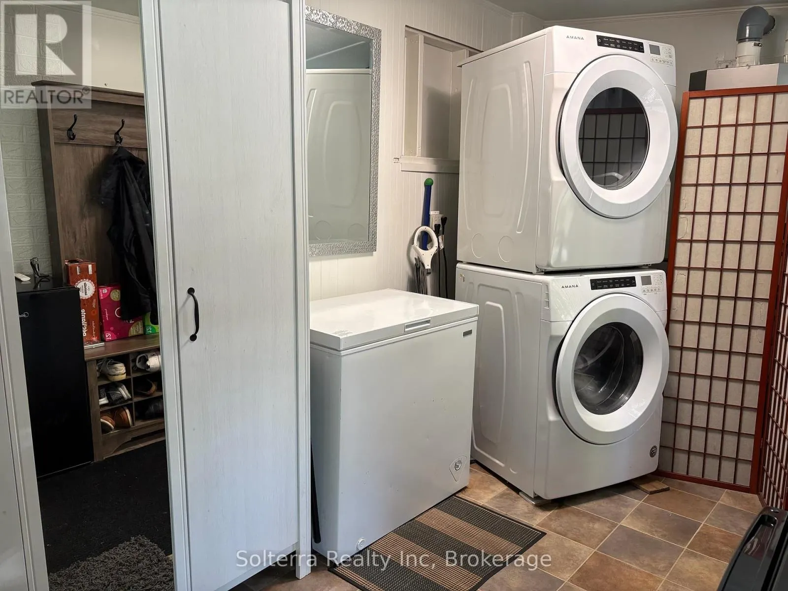 UNIT 402 - 1713 HIGHWAY 11, SOUTH S, #Unit 402