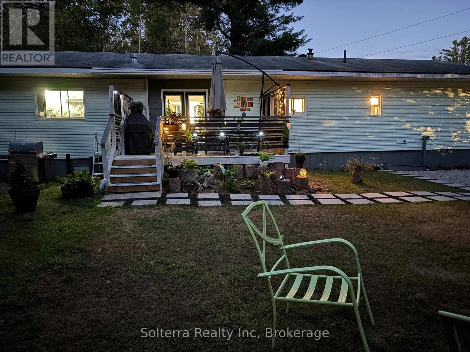 UNIT 402 - 1713 HIGHWAY 11, SOUTH S, #Unit 402