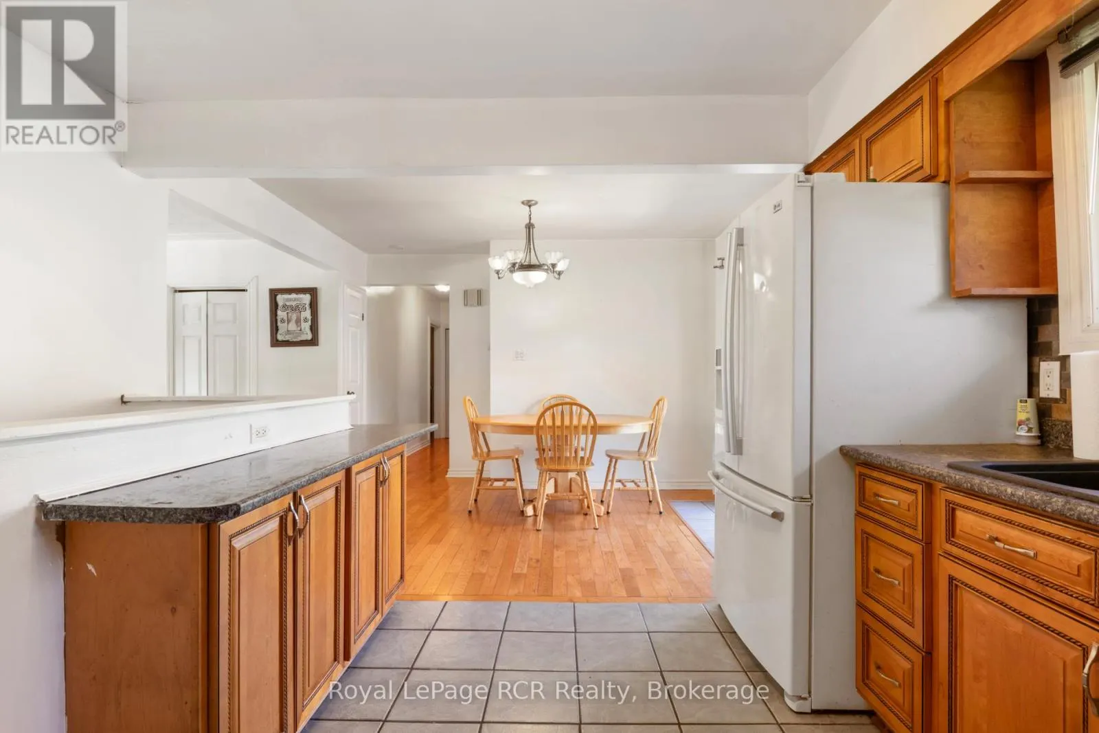 141 NORTH WATER STREET W