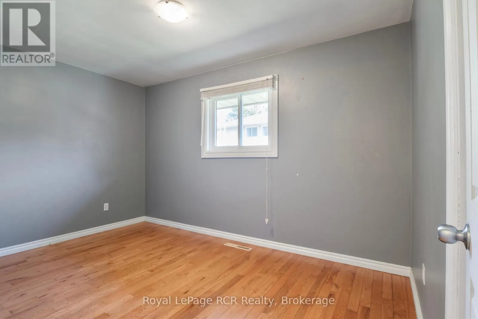 141 NORTH WATER STREET W