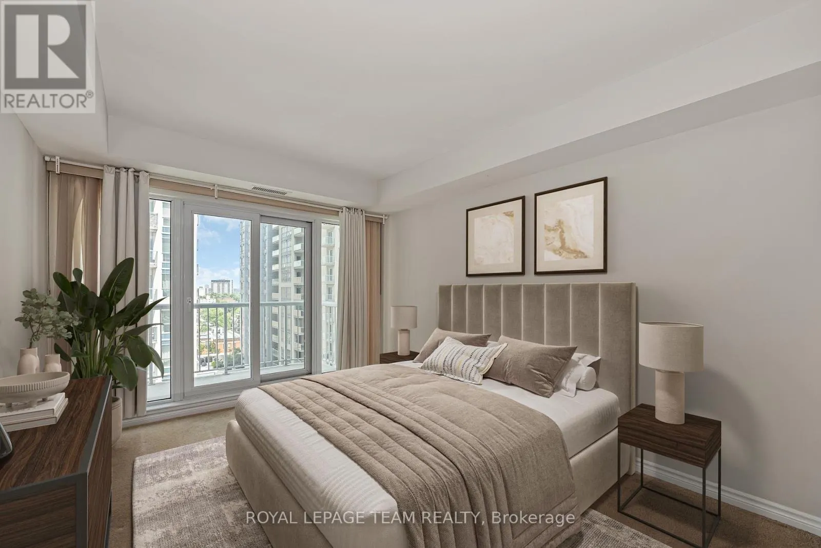 1404 - 234 RIDEAU STREET